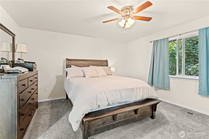 Property photo for 8627 136th Street E, Puyallup photo 16