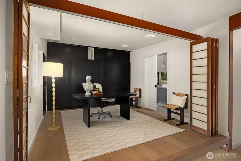 Property photo for 14841 SE 54th Street, Bellevue photo 11