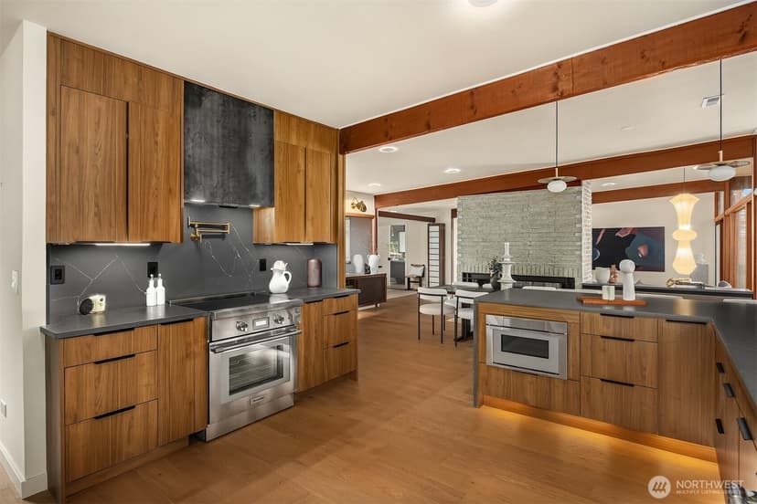 Property photo for 14841 SE 54th Street, Bellevue photo 16