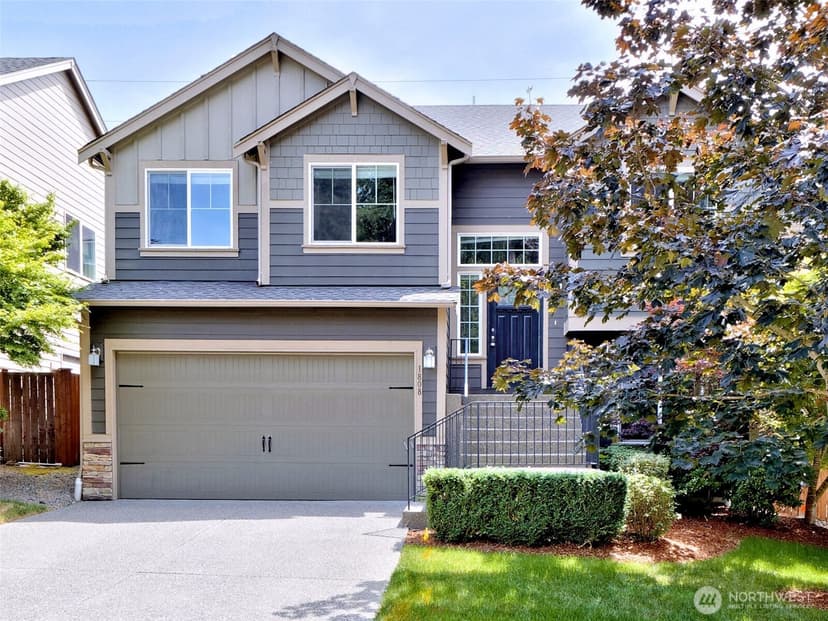 Property photo for 1808 Pierce Avenue NE, Renton photo 2