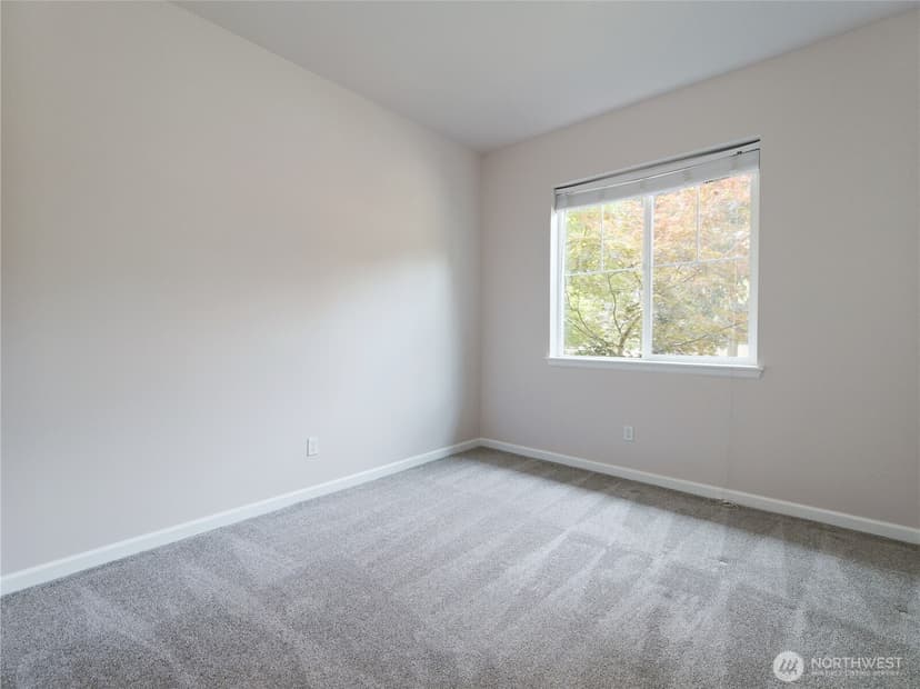 Property photo for 1808 Pierce Avenue NE, Renton photo 26