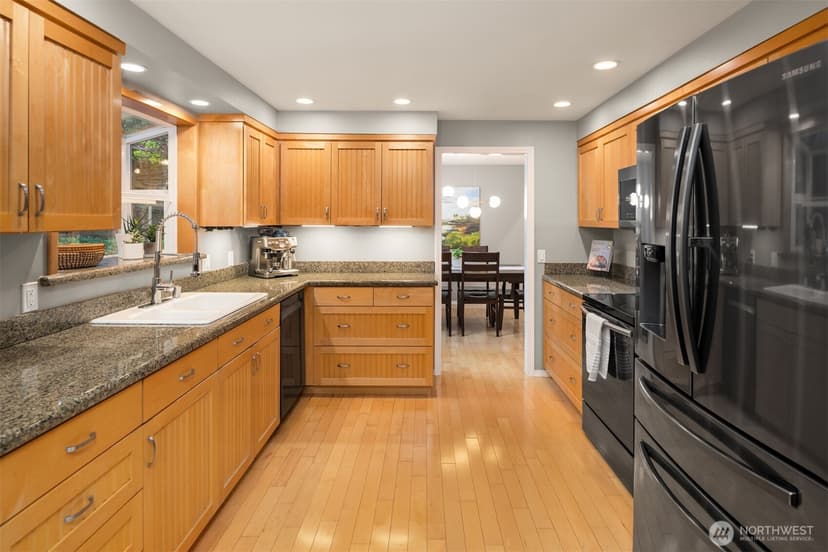 Property photo for 1517 3rd Place, Kirkland photo 14