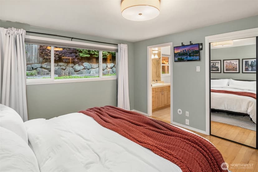 Property photo for 1517 3rd Place, Kirkland photo 19