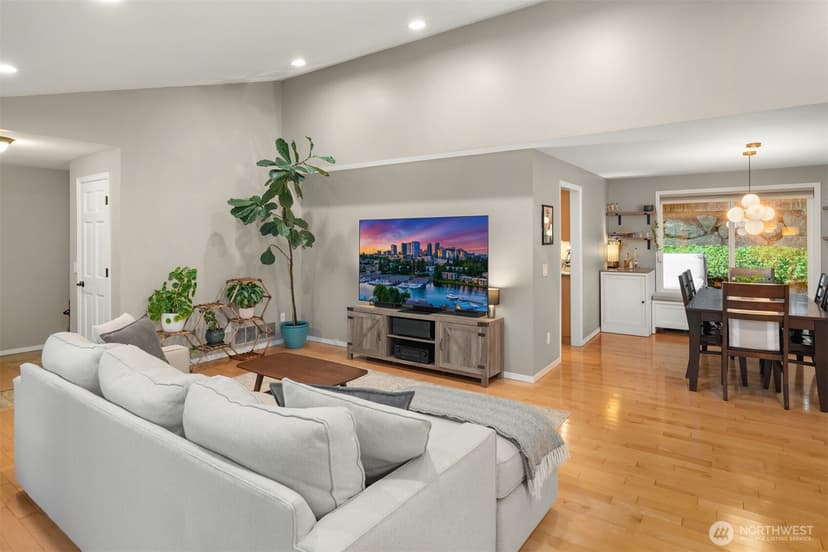 Property photo for 1517 3rd Place, Kirkland photo 6