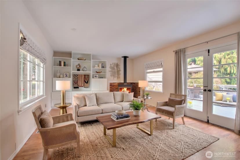 Property photo for 2250 NE 175th Street, Shoreline photo 5