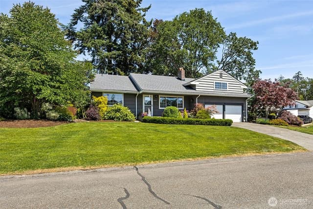 Property photo for 3805 Cadillac Lane SW, Lakewood