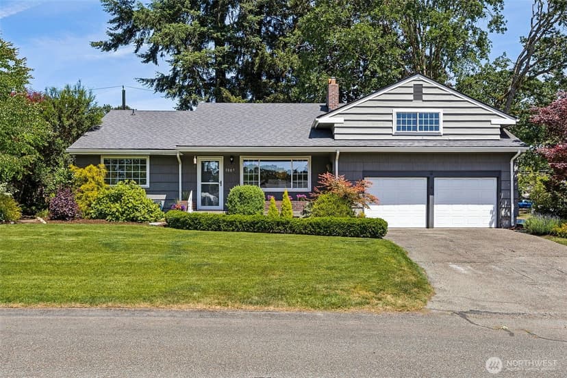 Property photo for 3805 Cadillac Lane SW, Lakewood photo 3