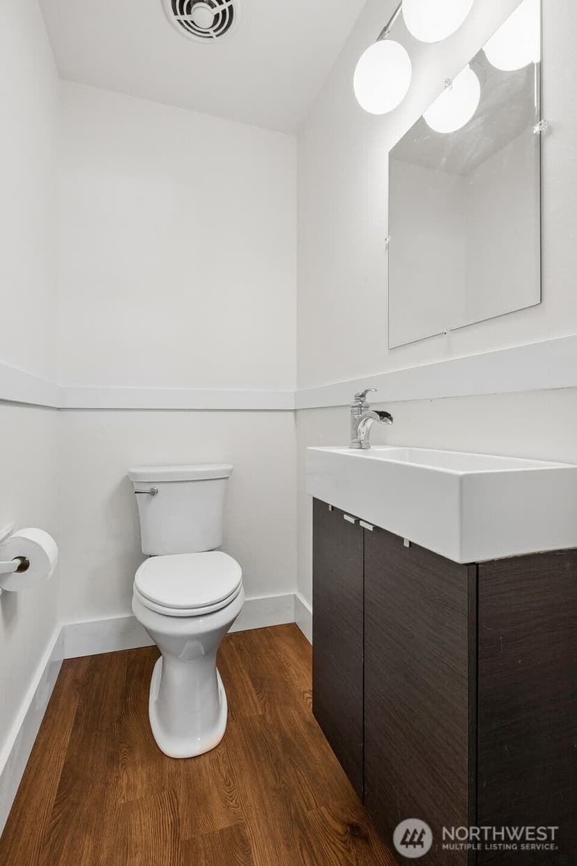 Property photo for 3805 Cadillac Lane SW, Lakewood photo 16