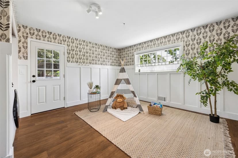 Property photo for 3805 Cadillac Lane SW, Lakewood photo 15