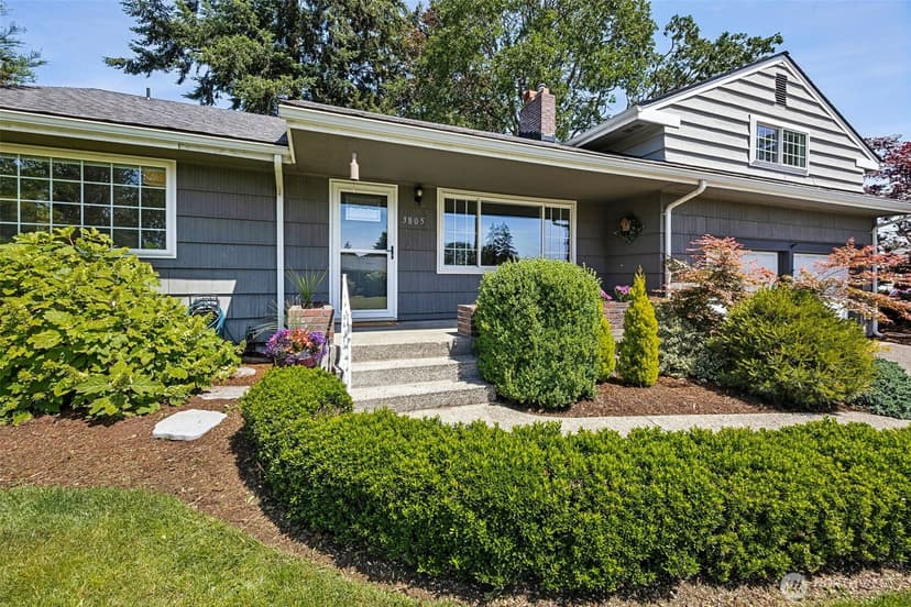 Property photo for 3805 Cadillac Lane SW, Lakewood photo 5