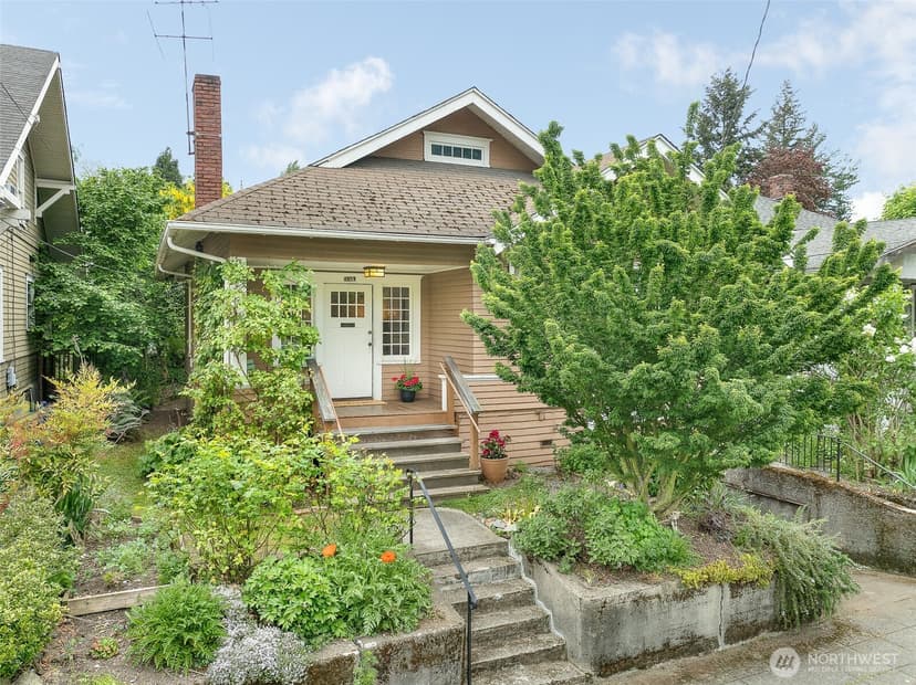 Property photo for 4651 1st Avenue NE, Seattle