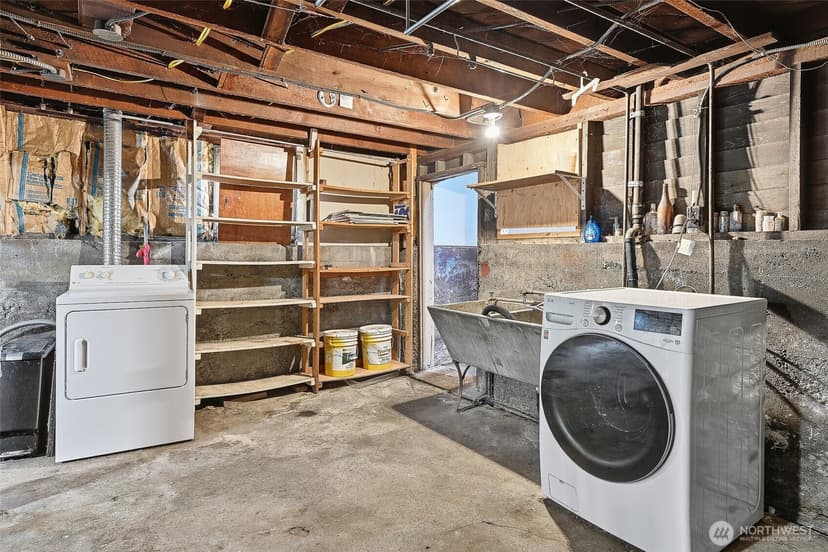 Property photo for 4651 1st Avenue NE, Seattle photo 26