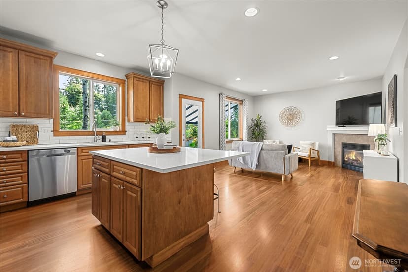 Property photo for 22625 SE 271st Street, Maple Valley photo 7