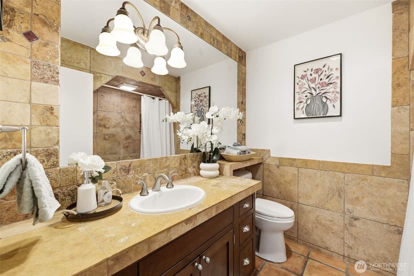 Property photo for 515 S Lake Street #204, Kirkland photo 11