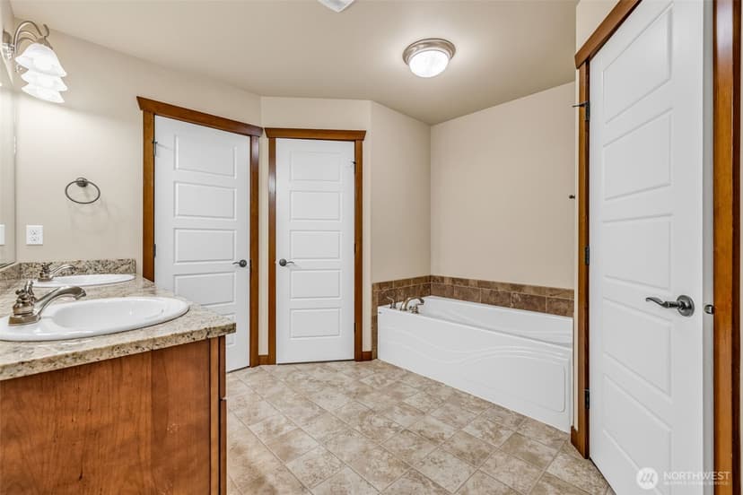 Property photo for 10787 Armada Avenue NW, Silverdale photo 17