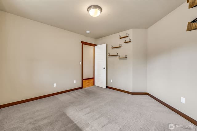 Property photo for 10787 Armada Avenue NW, Silverdale photo 4
