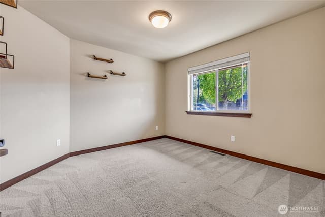 Property photo for 10787 Armada Avenue NW, Silverdale photo 5