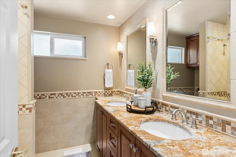 Property photo for 18107 85th Place W, Edmonds photo 21