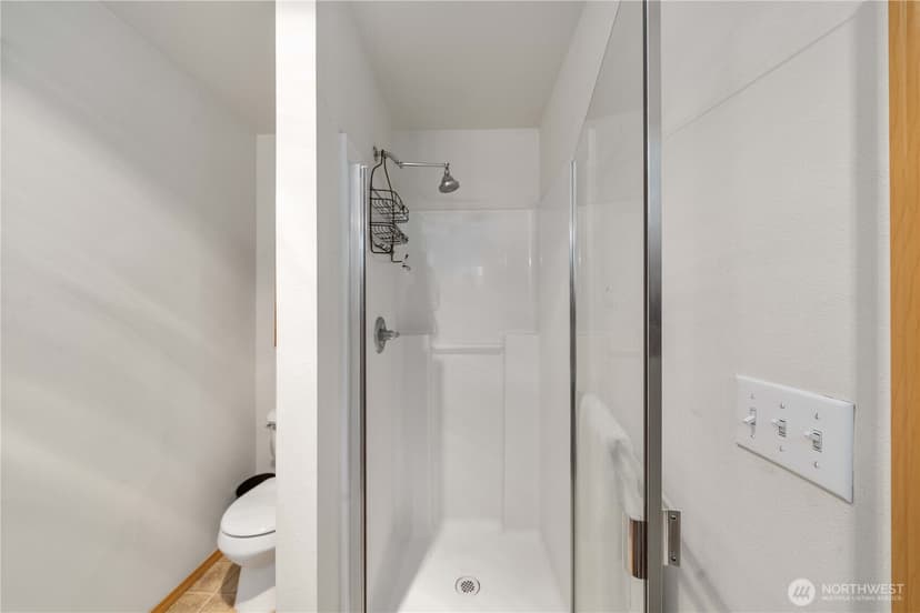 Property photo for 28221 241st Avenue SE, Maple Valley photo 17