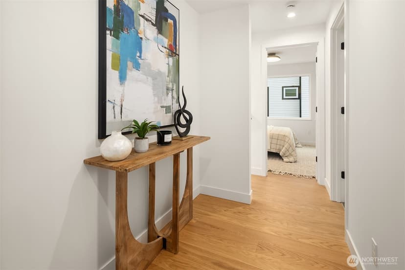 Property photo for 542 W Barrett Street, Seattle photo 23