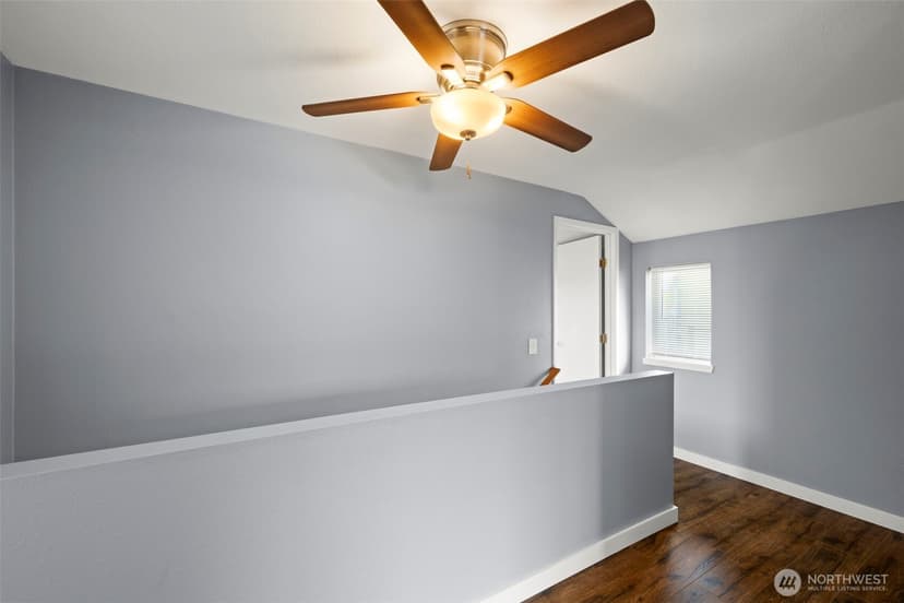 Property photo for 2052 E Wright Avenue, Tacoma photo 12