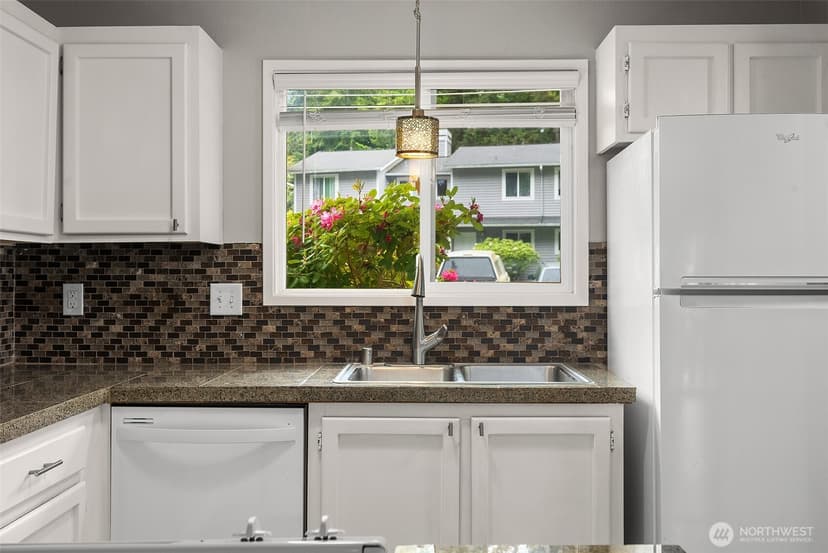 Property photo for 1526 192nd Street SE #O4, Bothell photo 4