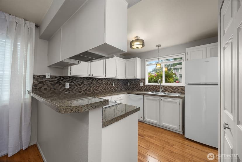 Property photo for 1526 192nd Street SE #O4, Bothell photo 6