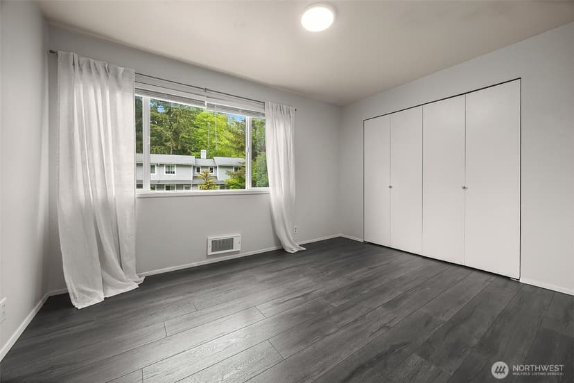 Property photo for 1526 192nd Street SE #O4, Bothell photo 25