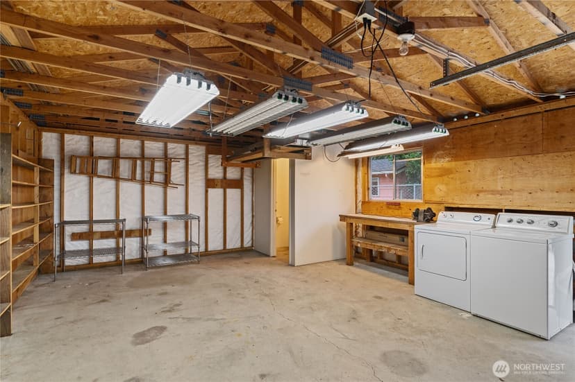 Property photo for 6411 Lake Grove Street SW, Lakewood photo 39