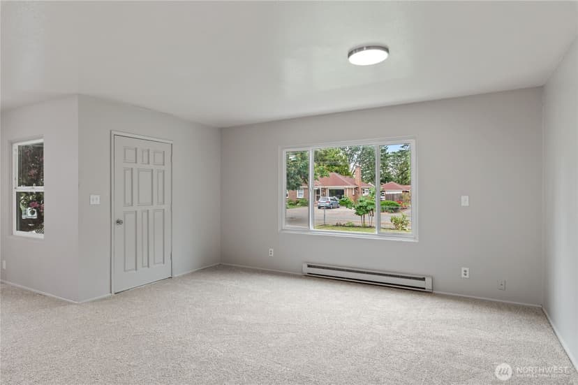 Property photo for 6411 Lake Grove Street SW, Lakewood photo 15