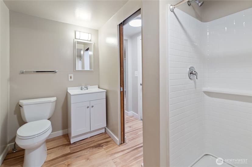 Property photo for 6411 Lake Grove Street SW, Lakewood photo 23