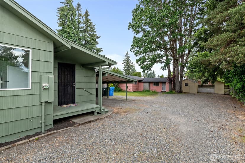 Property photo for 6411 Lake Grove Street SW, Lakewood photo 35