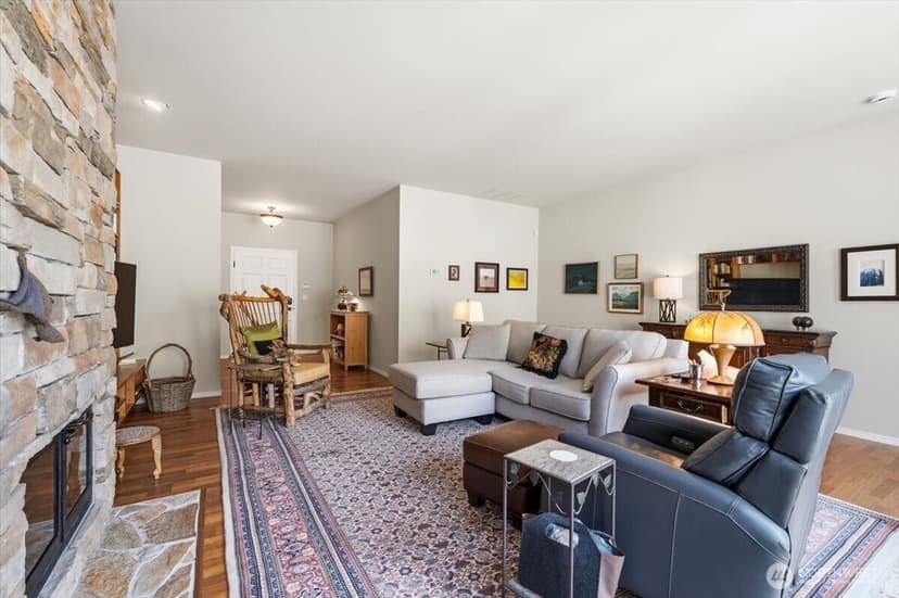 Property photo for 345 Orchard View Drive, Chelan photo 7