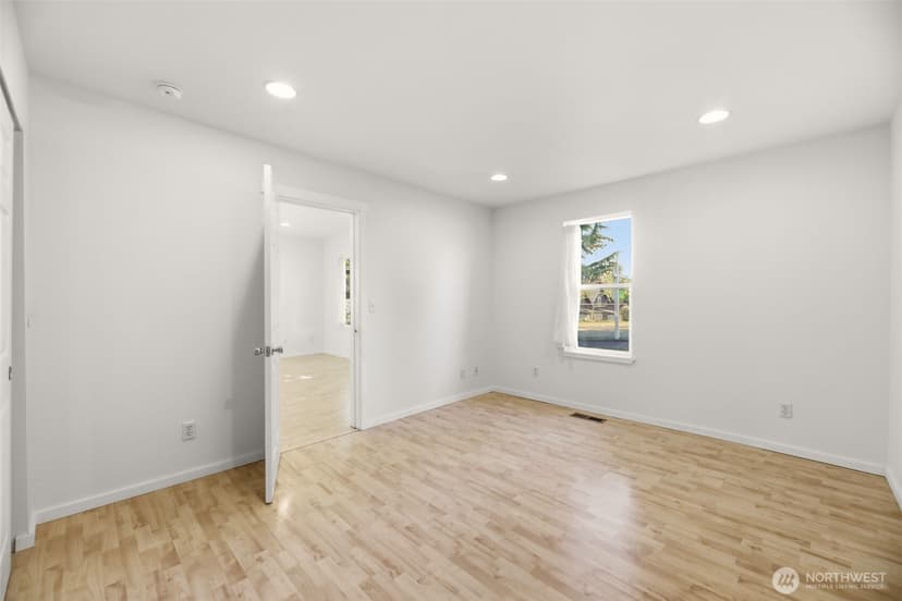 Property photo for 1710 36th Street, Everett photo 21