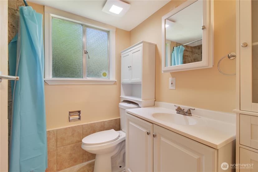 Property photo for 20627 7th Avenue S, Des Moines photo 22