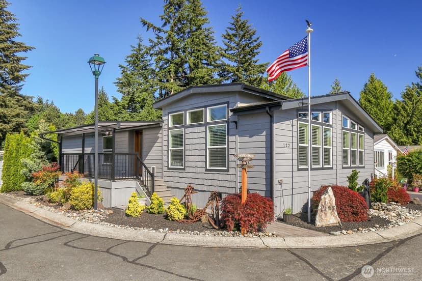 Property photo for 815 124th Street SW #122, Everett