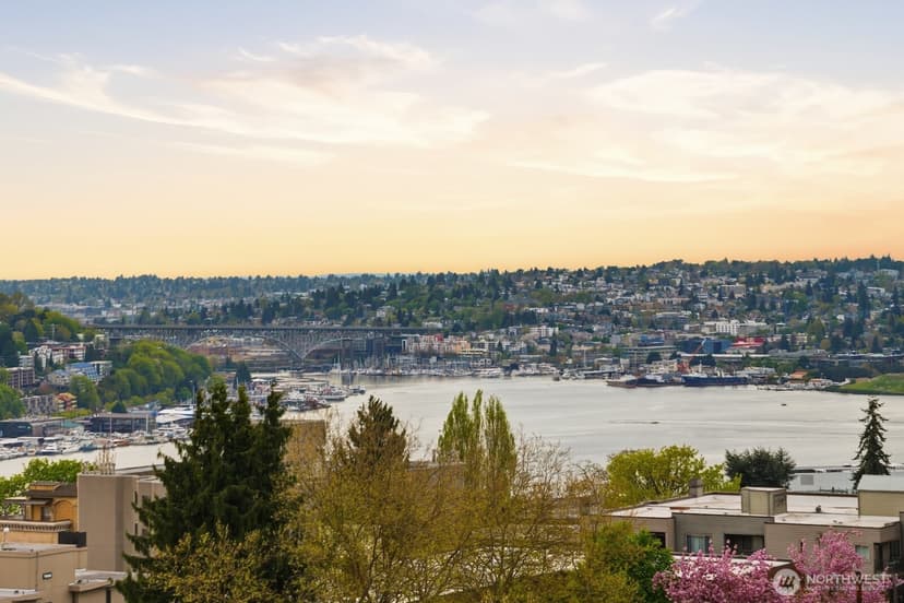 Property photo for 601 Belmont Avenue E #B7, Seattle photo 28