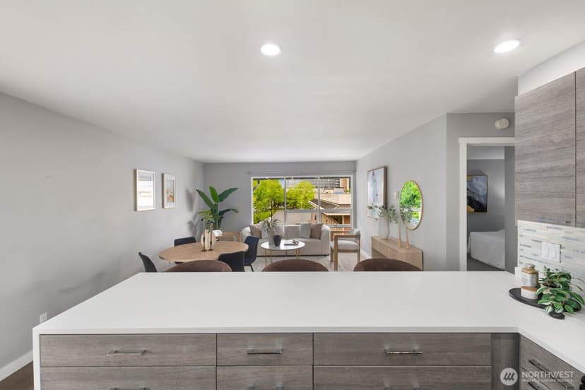 Property photo for 952 100th Avenue NE #237, Bellevue photo 15