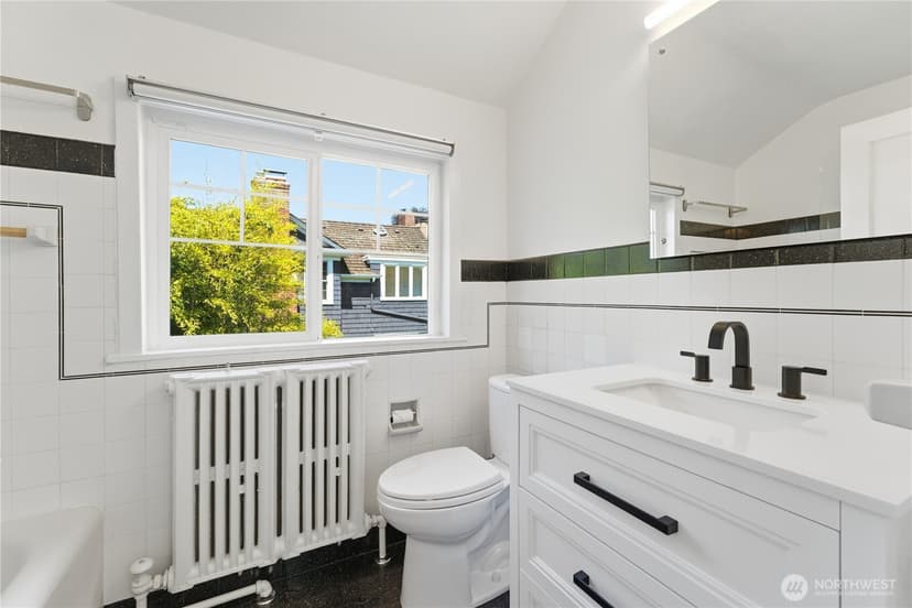 Property photo for 614 35th Avenue, Seattle photo 26