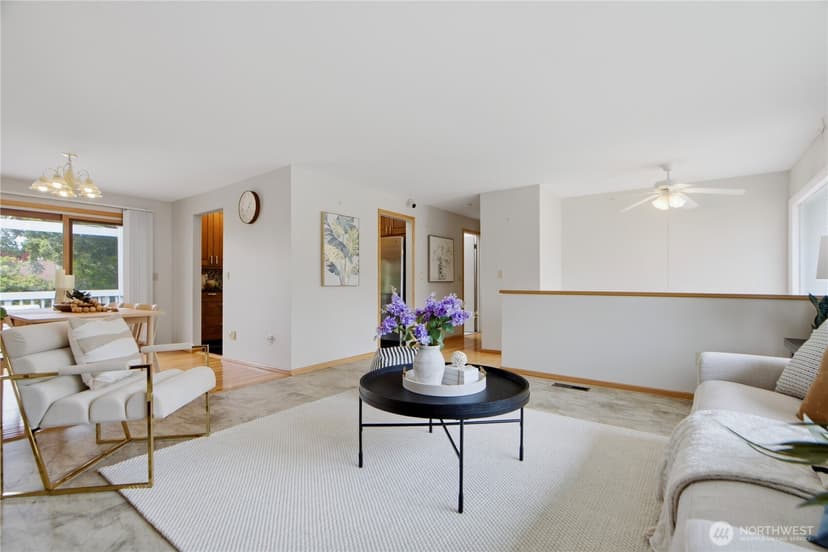 Property photo for 1727 Anacortes Avenue NE, Renton photo 4