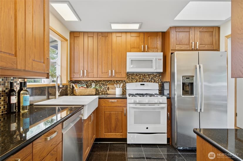 Property photo for 1727 Anacortes Avenue NE, Renton photo 11