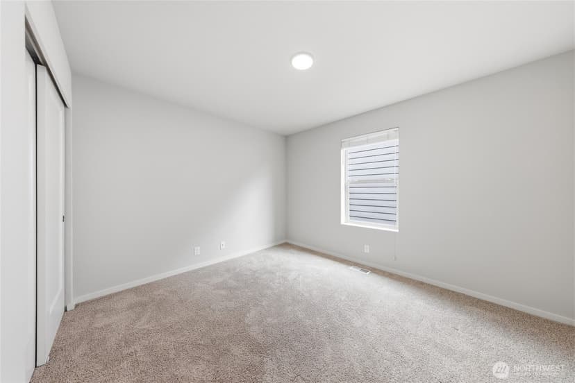 Property photo for 287 SW 97th Place, Seattle photo 25