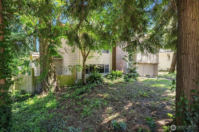 Property photo for 8108 138th Avenue NE, Redmond photo 12