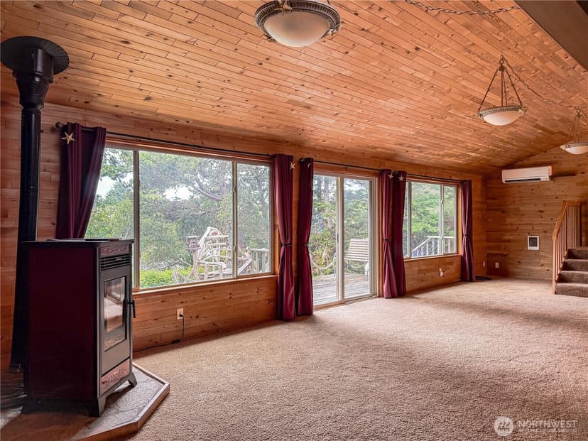 Property photo for 359 Otsego Street SW, Ocean Shores photo 5