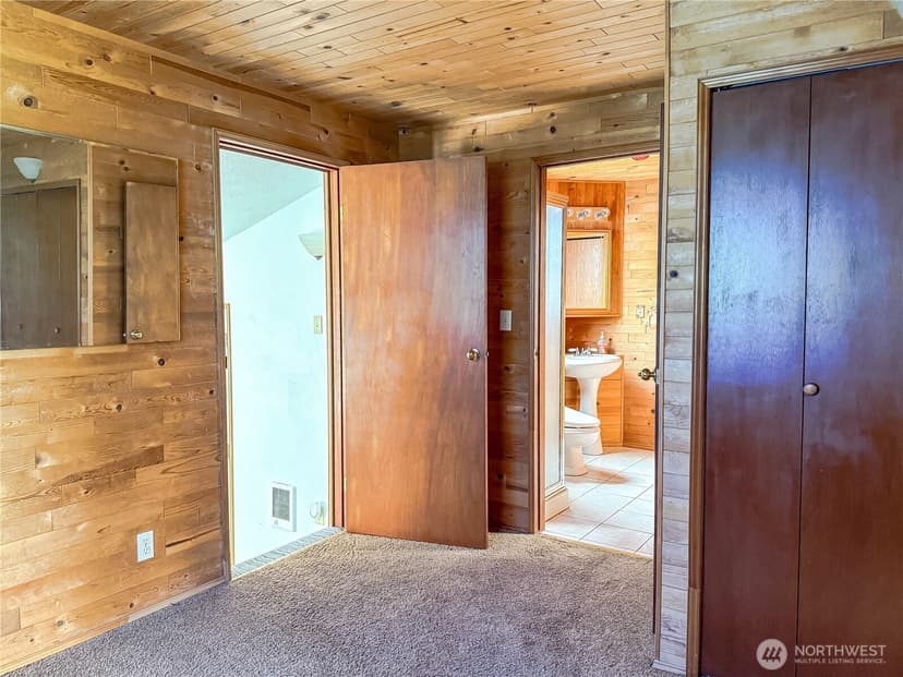 Property photo for 359 Otsego Street SW, Ocean Shores photo 11