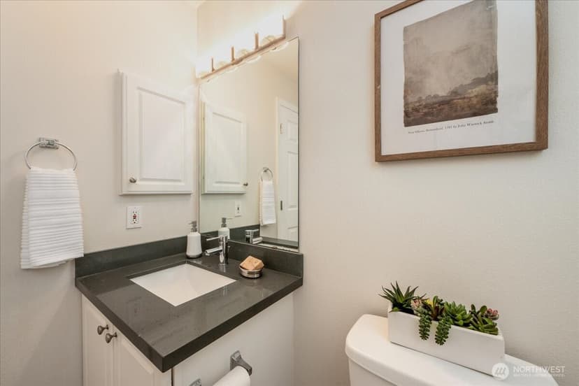 Property photo for 1000 NE 88th Street #304, Seattle photo 16