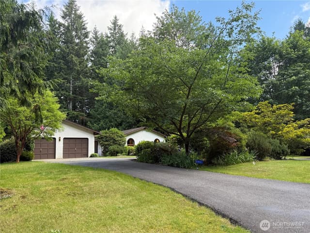 Property photo for 23020 NE 61st St., Redmond photo 2