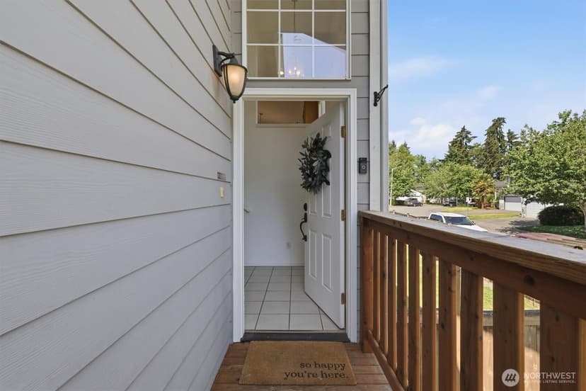 Property photo for 1916 112th Avenue SE, Lake Stevens photo 3