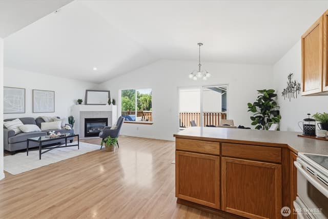 Property photo for 1916 112th Avenue SE, Lake Stevens photo 5