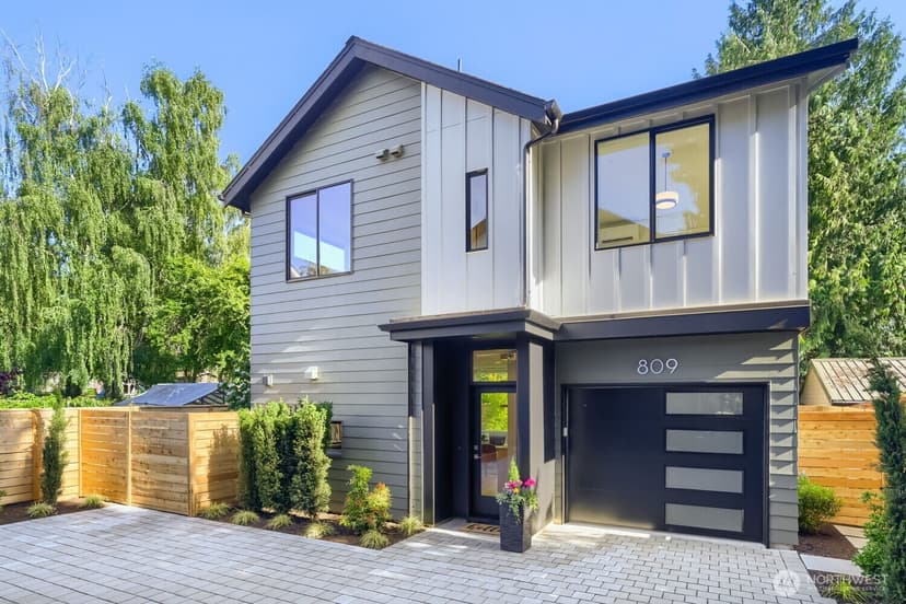 Property photo for 809 NE 90th Street, Seattle